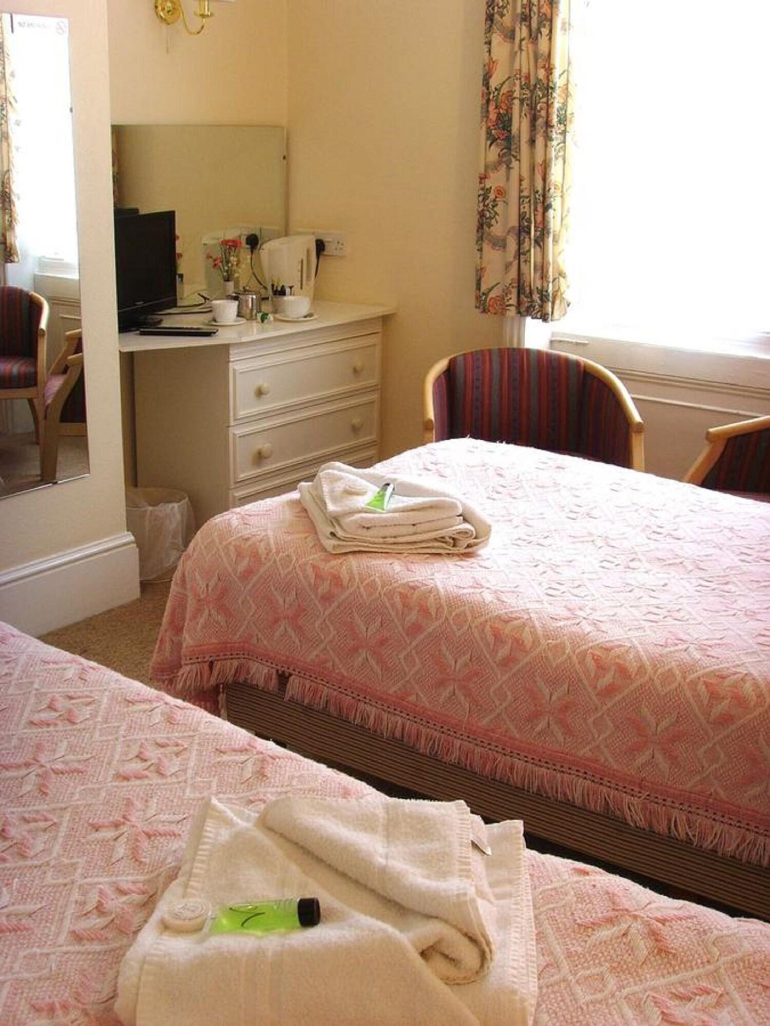Alexandra Hotel Eastbourne 14/34