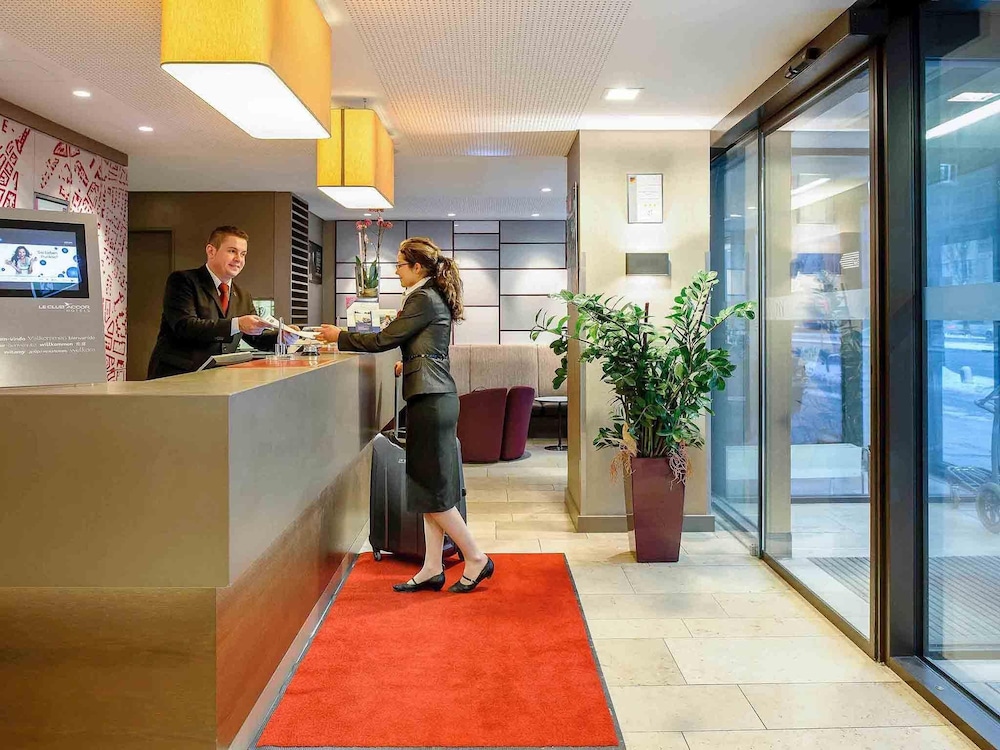 Mercure Muenchen Schwabing 11/76