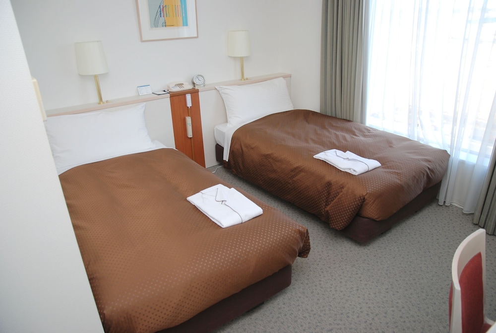 J HOTEL Rinku 11/50