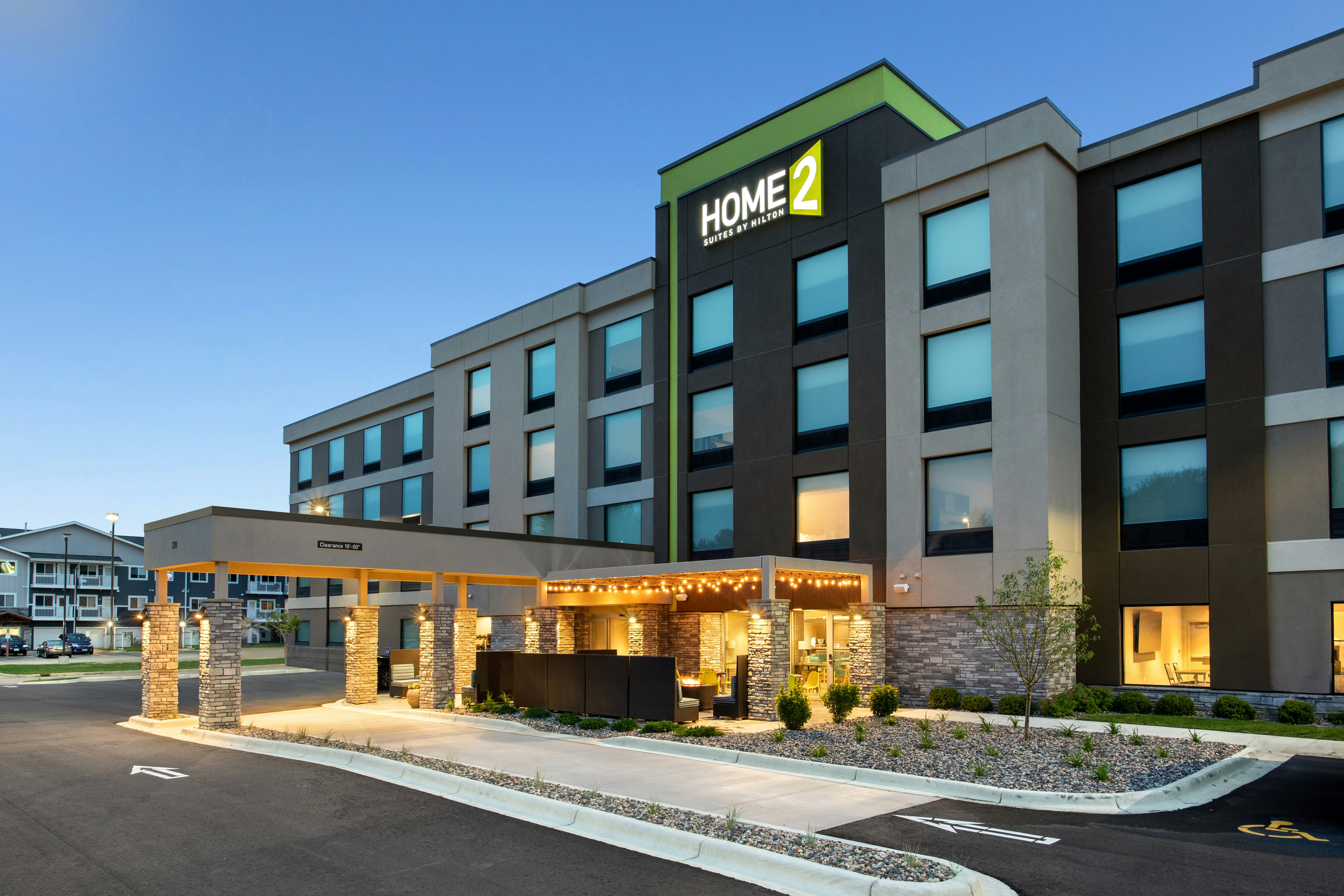 Home2 Suites by Hilton Owatonna 20/20
