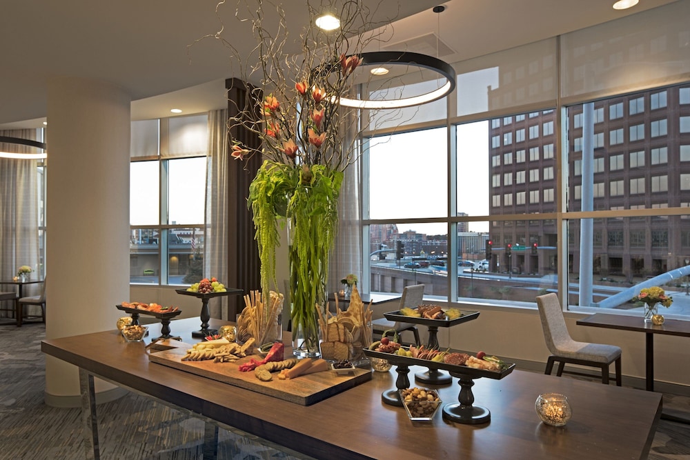 Kansas City Marriott Country Club Plaza 38/44