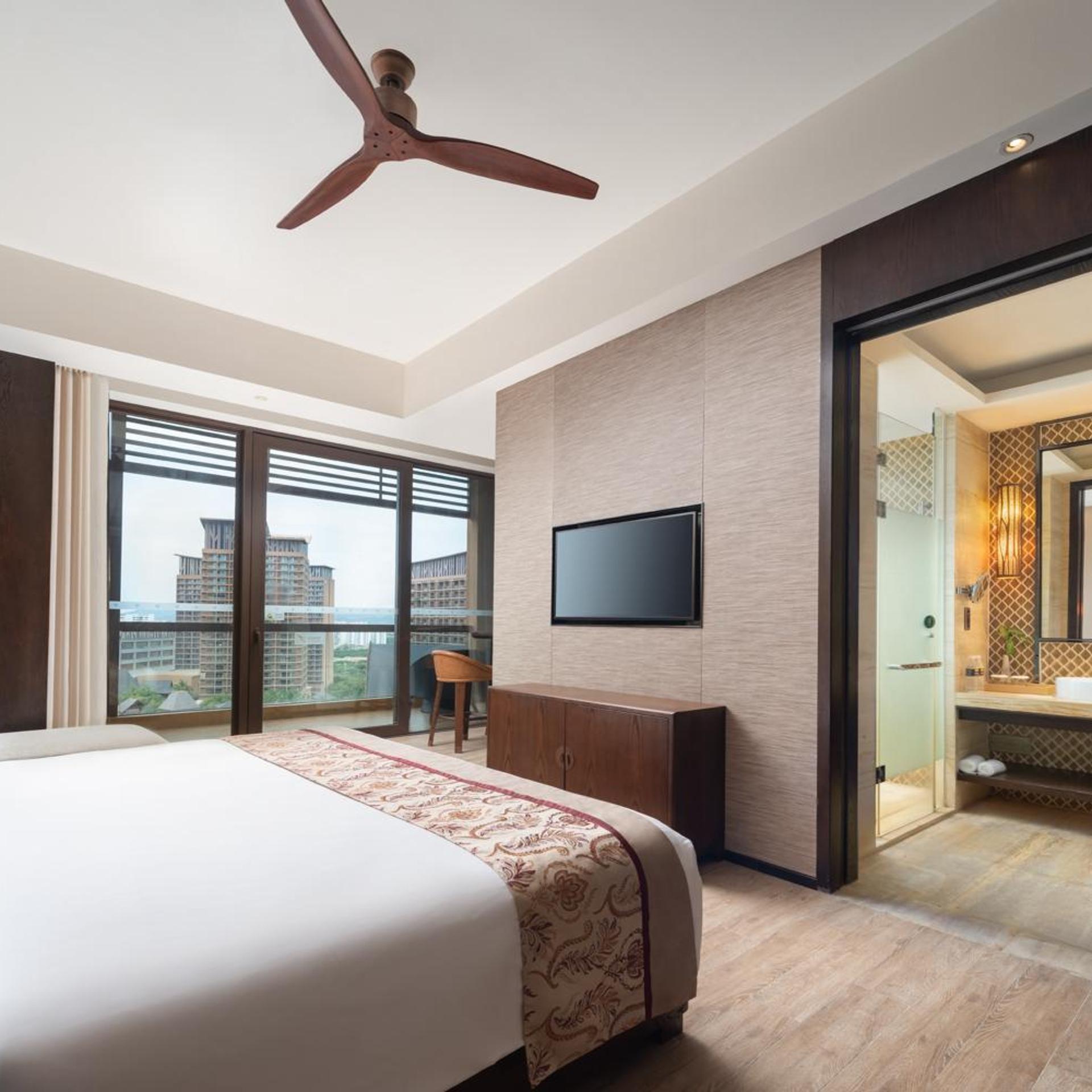 Mangrove Tree Resort World - Queen Palm 8/26