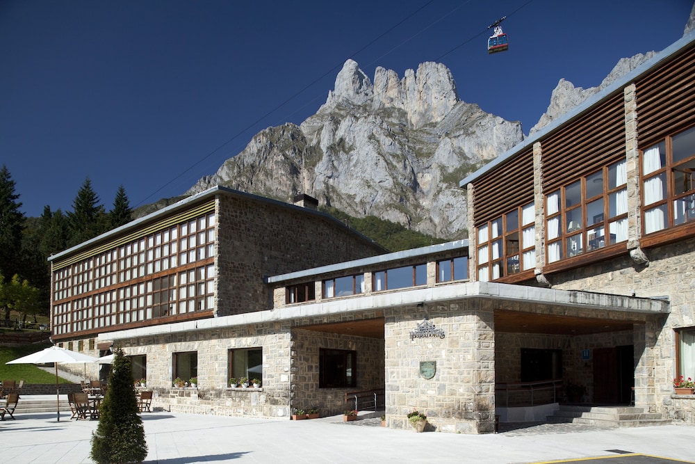 Parador De Fuente De 6/66
