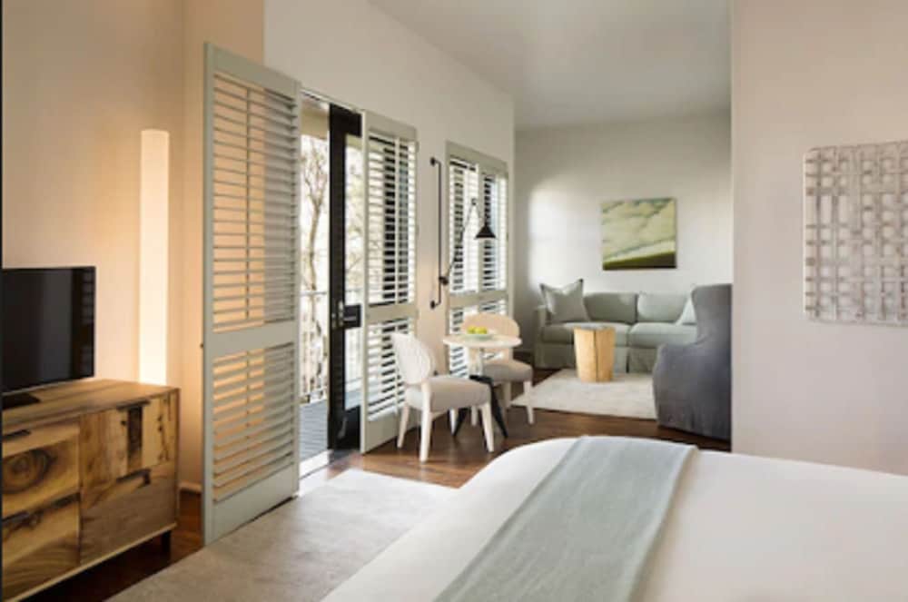 Hotel Healdsburg 26/56