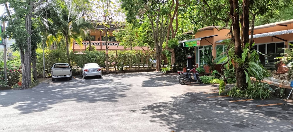 Baan Suan Resort 49/54