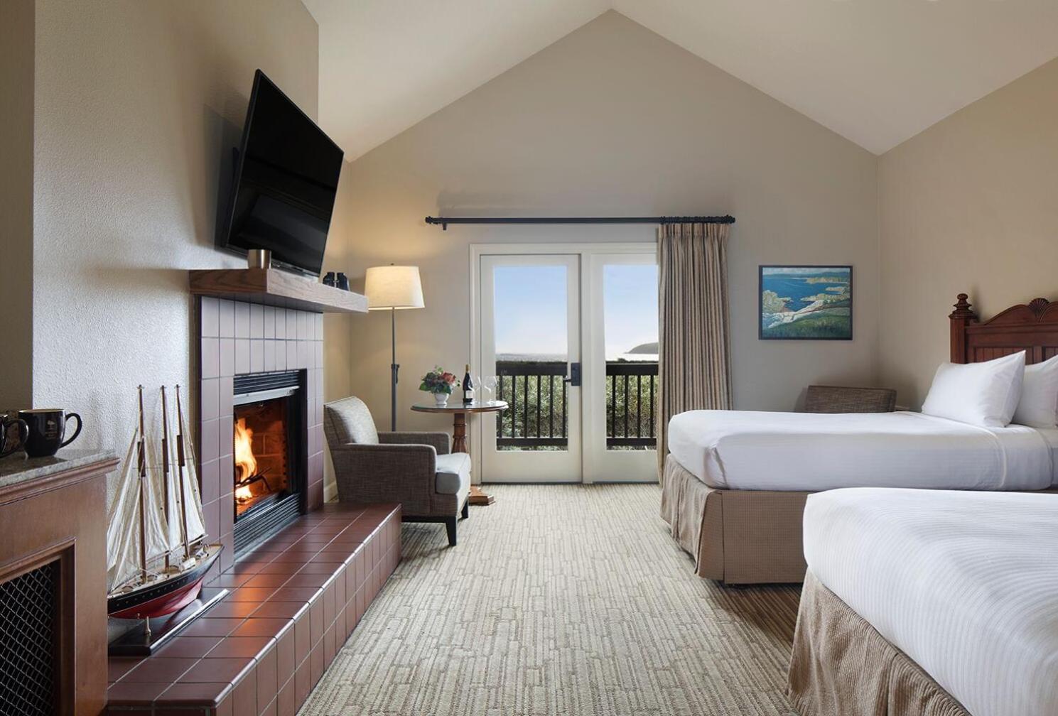 Pacific, Coast, Double Bed, Accessible