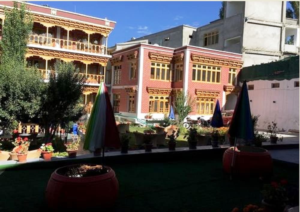 Hotel Royal Palace 13/16