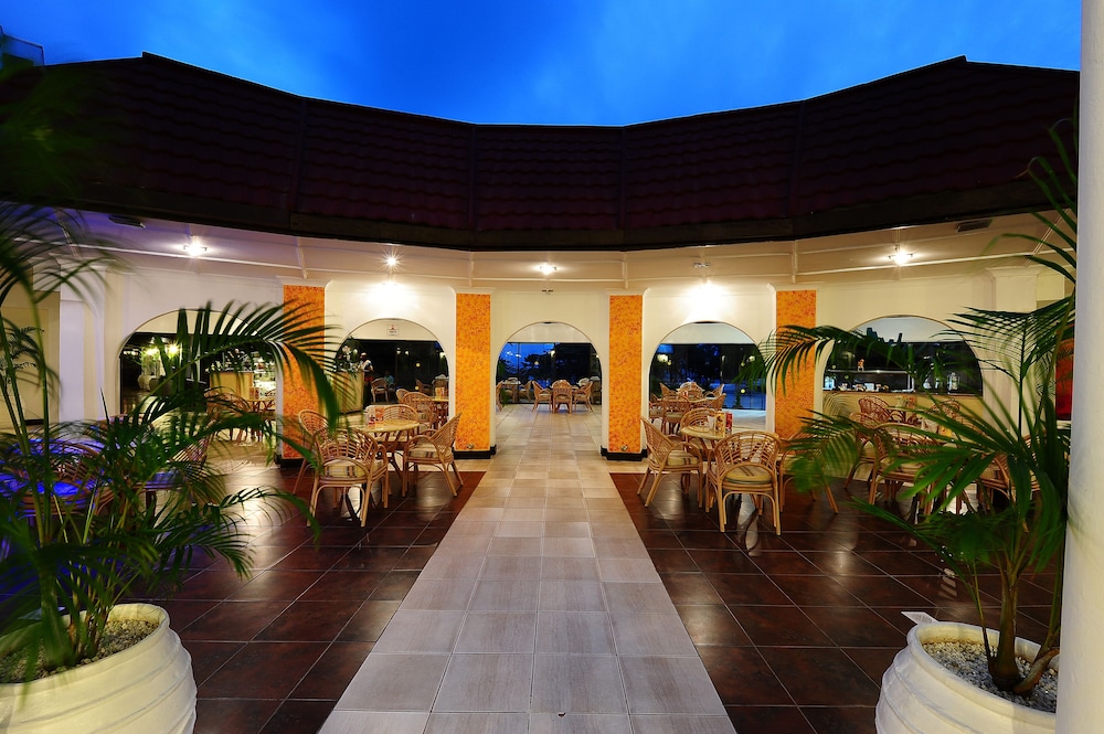 Muthu Nyali Beach Hotel & Spa Hotel, Mombasa 4/73