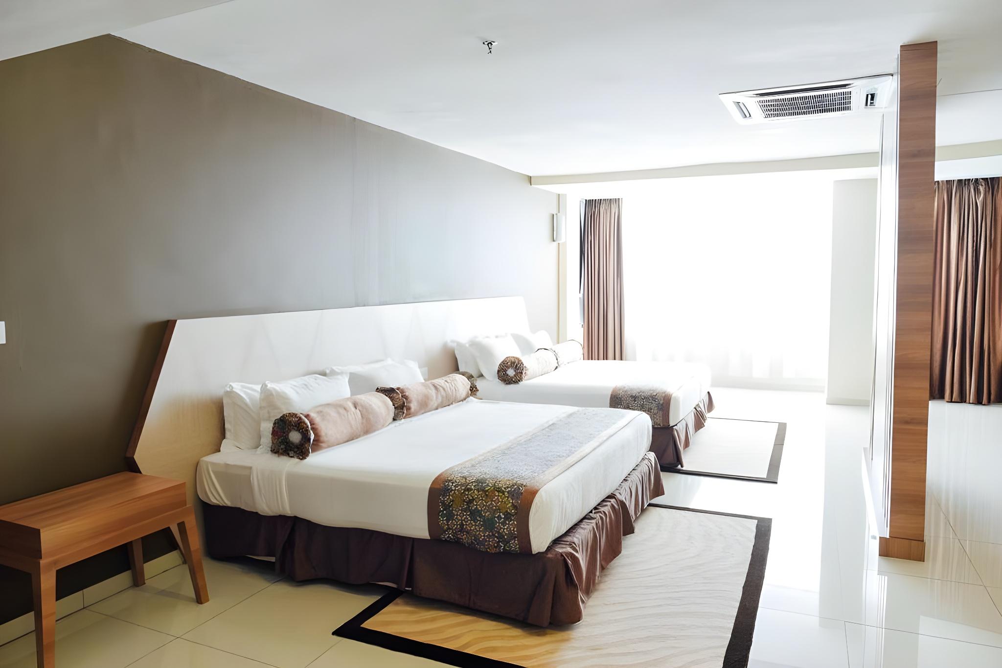 Family Suite, 2 King Beds