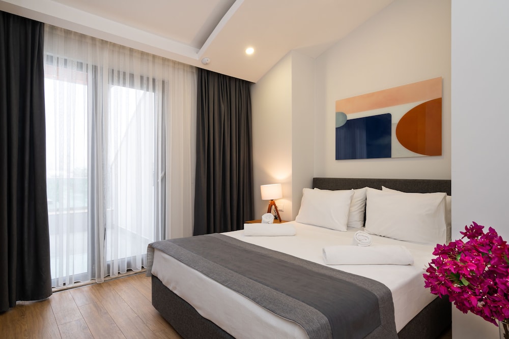 Veranda Suites 8/39