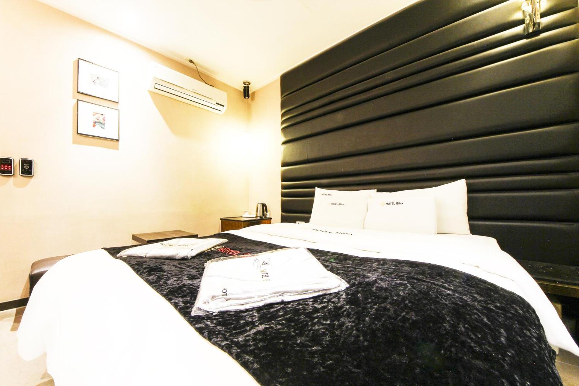 Blixx Hotel 18/50