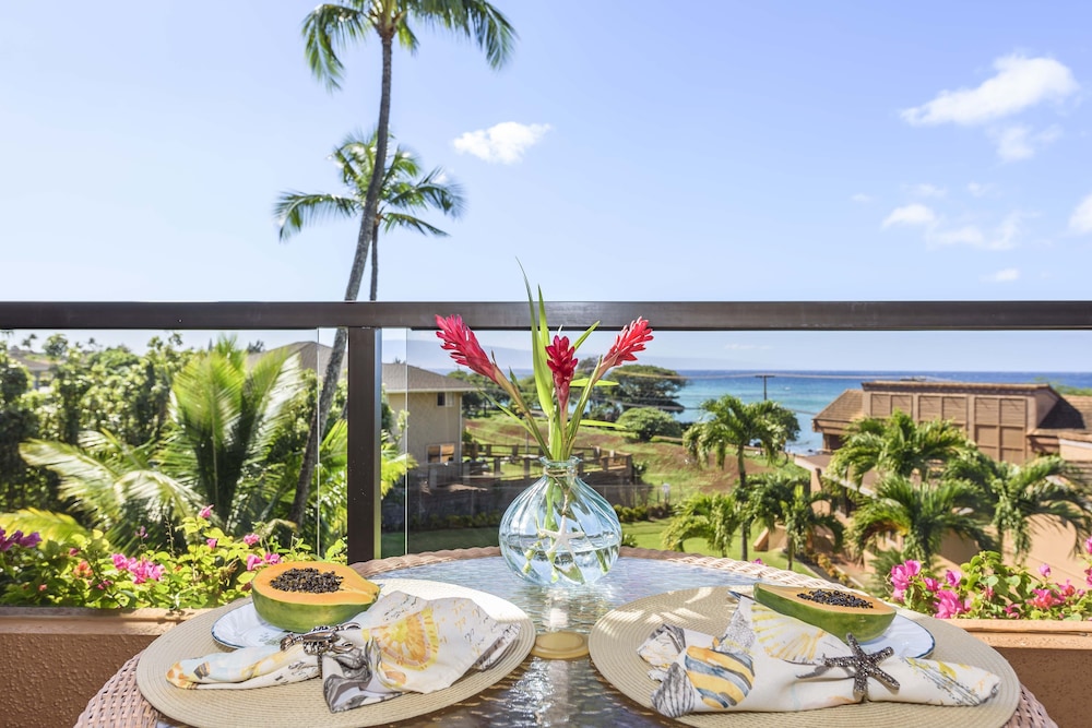 Kahana Villa 8/72