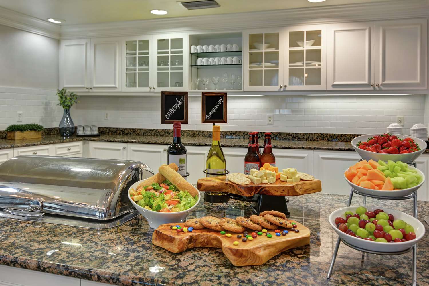 restaurant cafeteria
