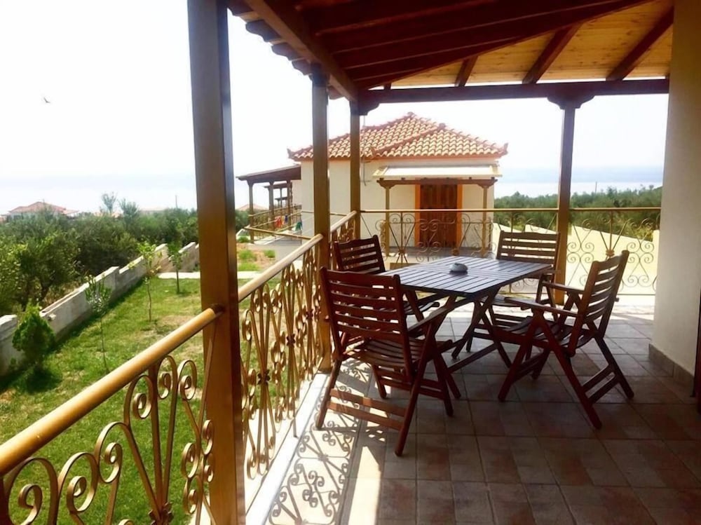 Driopes Villas 24/48