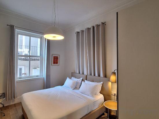 Comfort, Queen Bed, Sofa