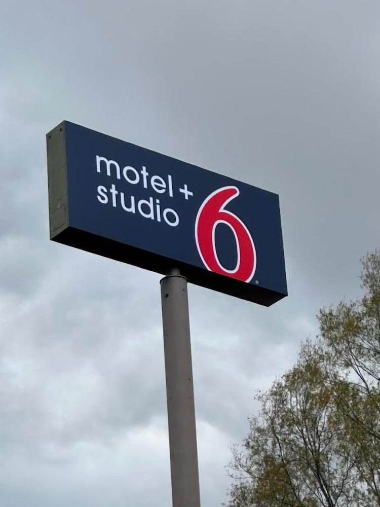 Motel6 Columbus, GA - Columbus Airport in COLUMBUS - GA