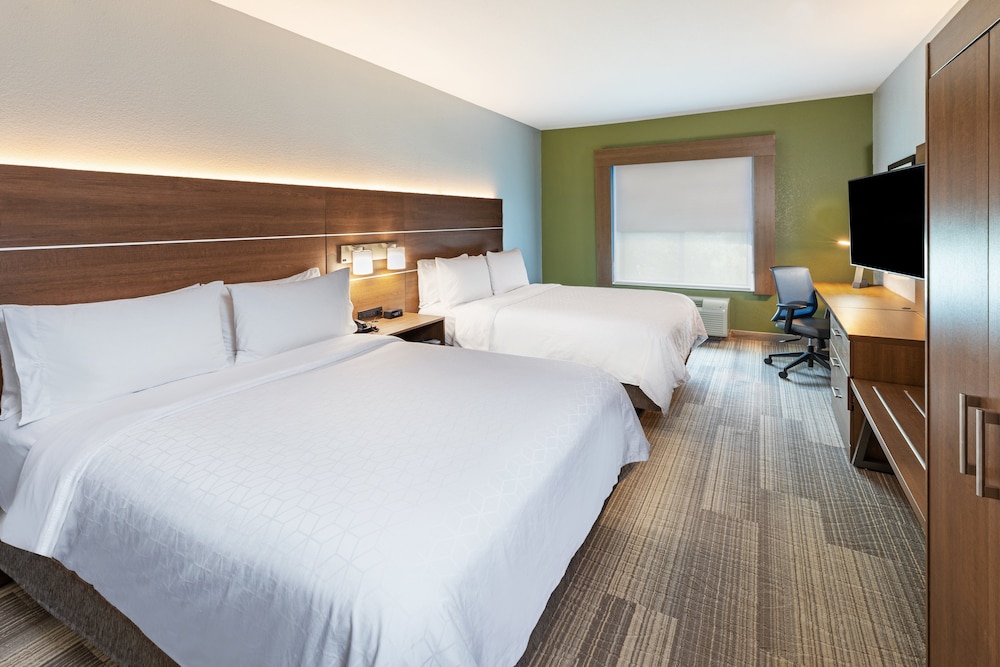 Holiday Inn Express Hotel Suites Hutto 21/72