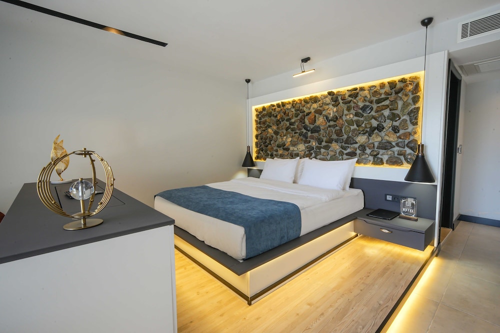 Ramitos Boutique Hotel 17/65