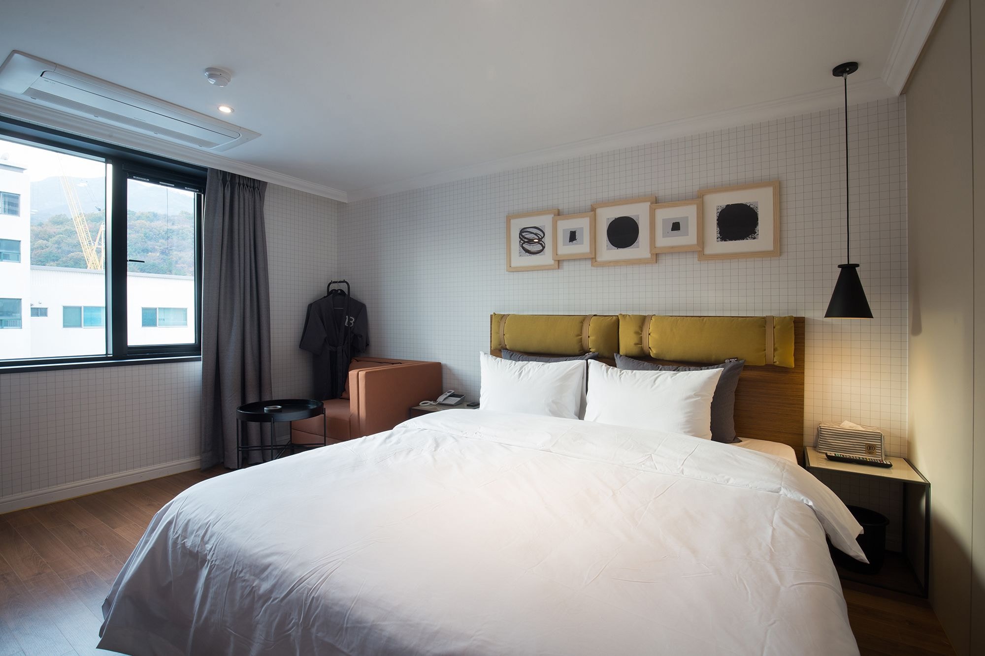Room at Brown-Dot Choup, BUSAN