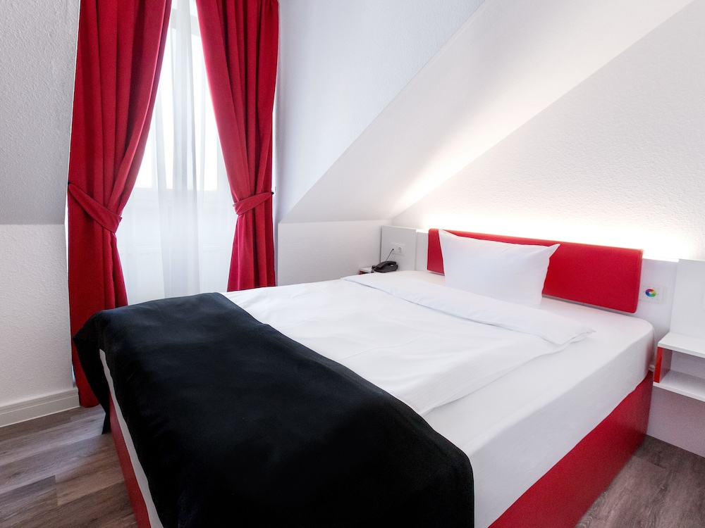Dormero Hotel Dusseldorf 11/48