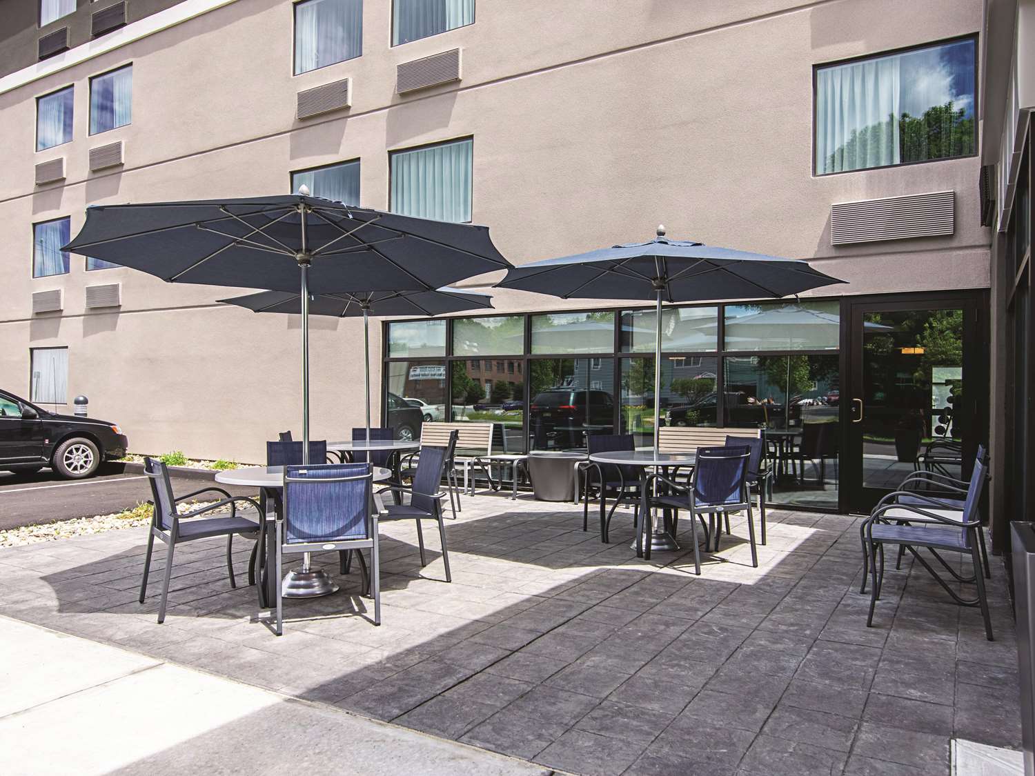 La Quinta Inn and Suites by Wyndham Portland 45/50