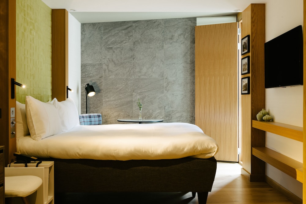 Market Street Hotel 11/46