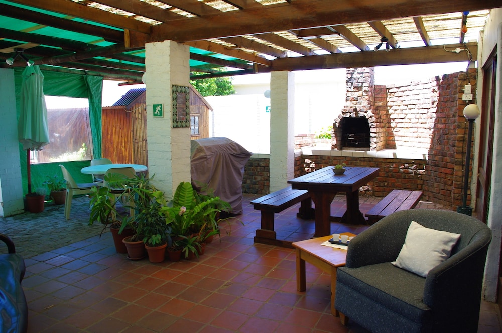 Aqua Marine Guest House 37/67