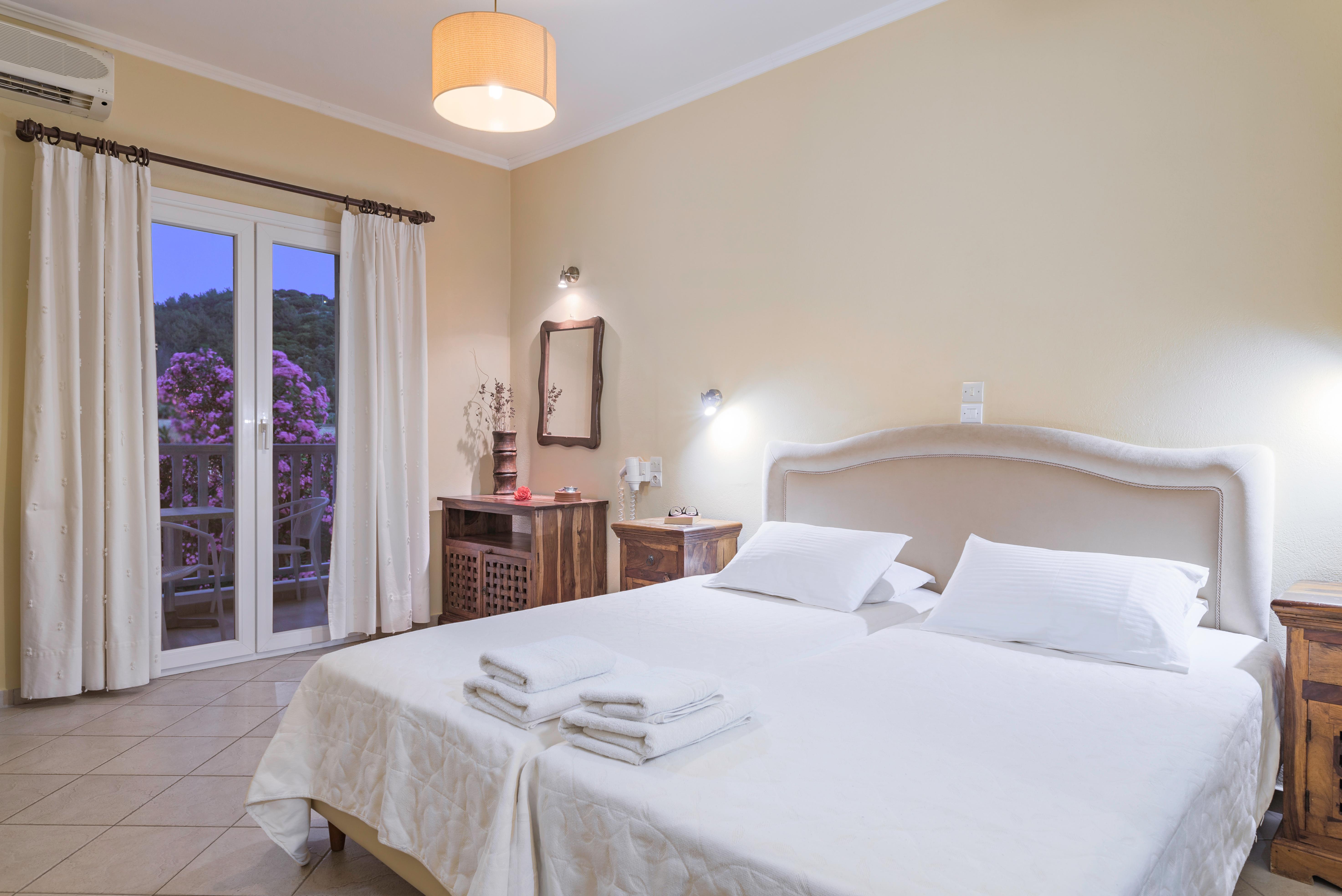 Room, Double Bed, Balcony or Terrace