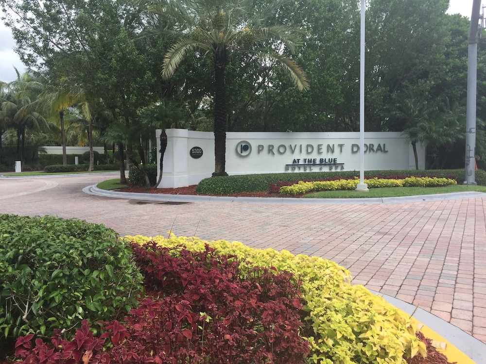 Provident Doral At the Blue Hotel 69/72