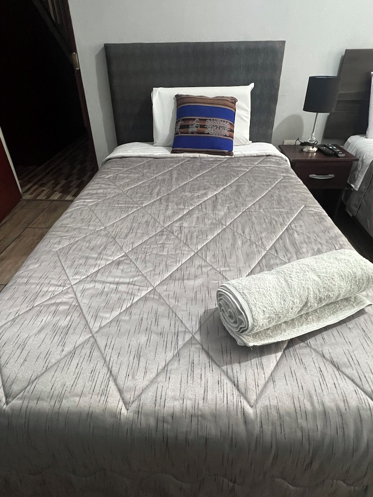 Lima Airport Tampu B&B 22/50