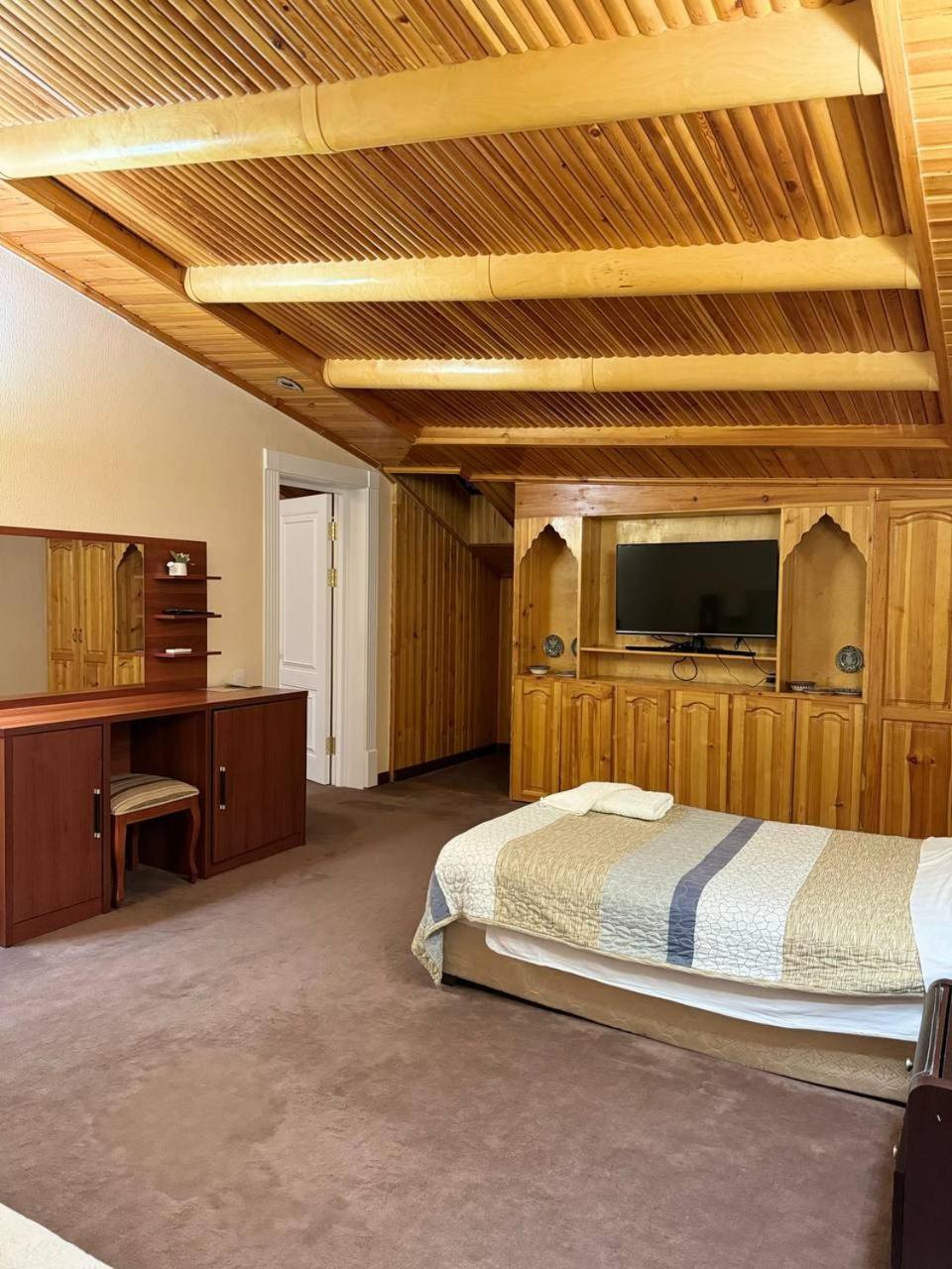 Arba Hotel 12/50