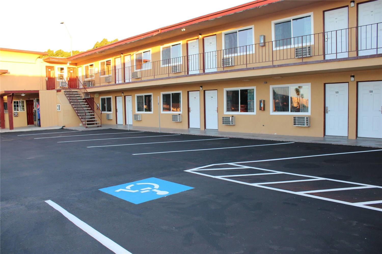 Rodeway Inn Yuma Downtown AZ image