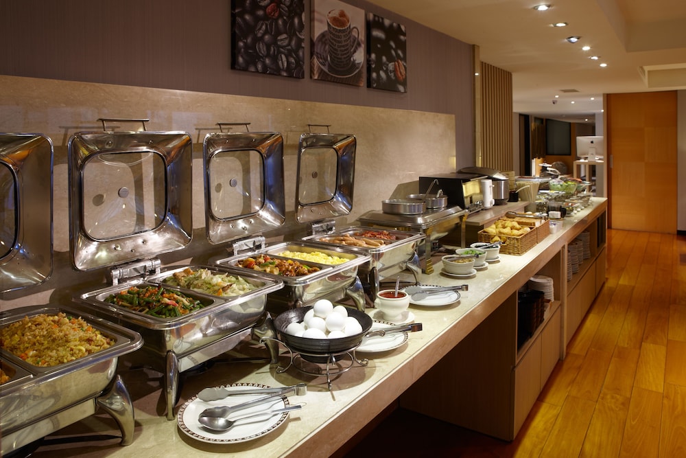 Royal Inn Taipei Nanxi Mrt Zhongshan Station 28/66