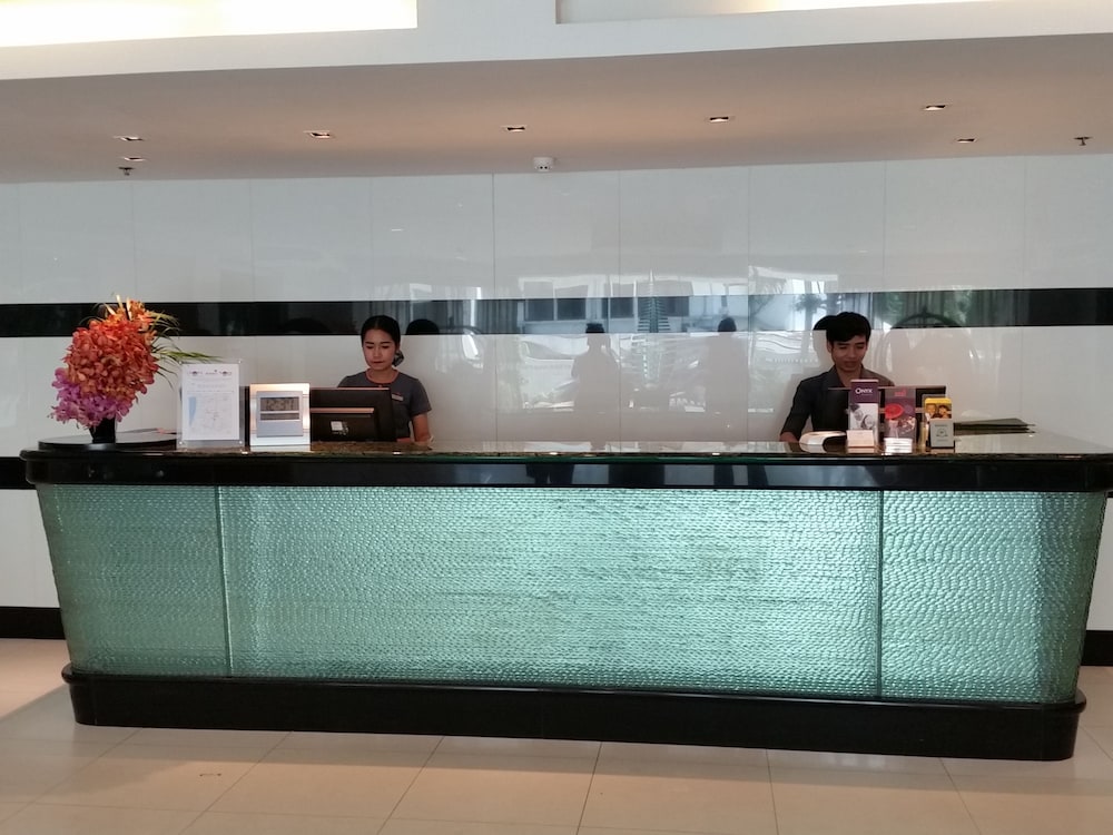 Nova Suites 10/71