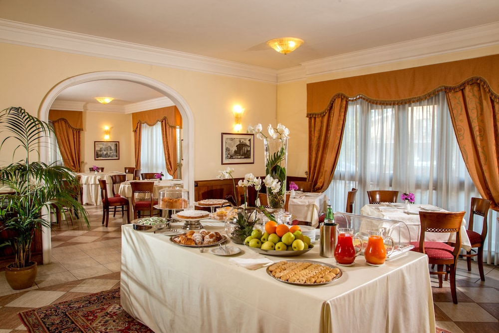 Marini Park Hotel 33/39