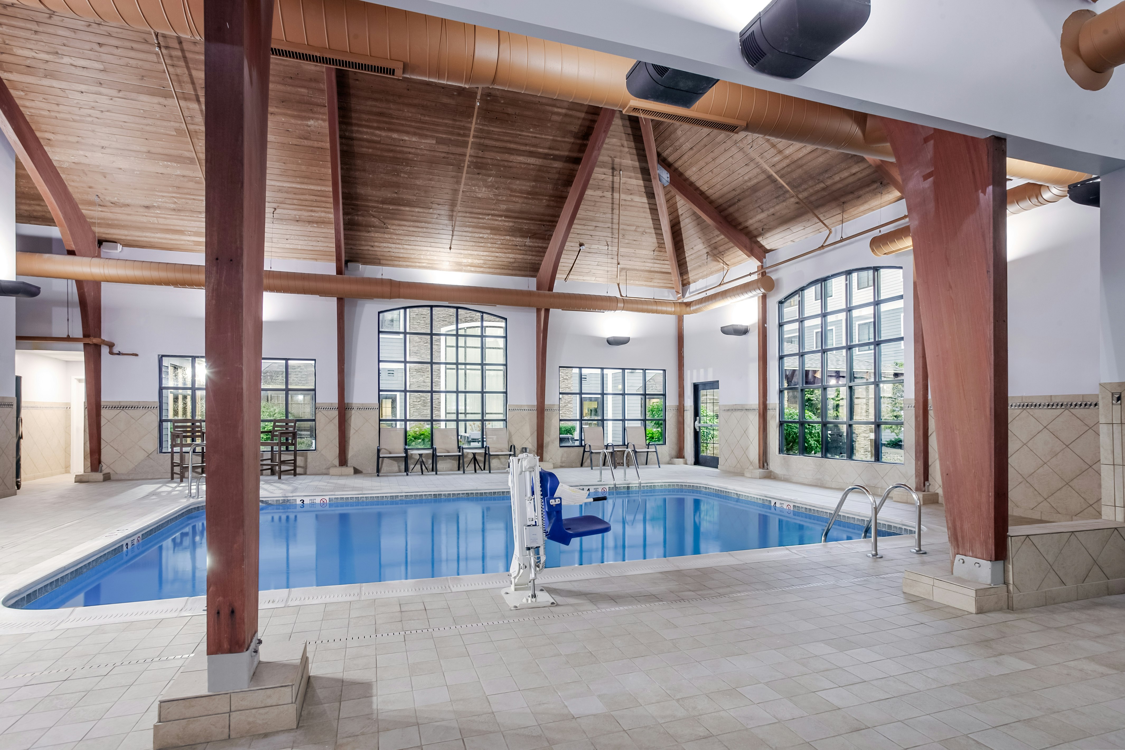Staybridge Suites Williamsville Buffalo by IHG 33/65