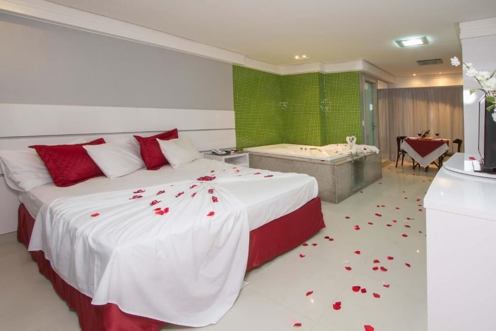 Brisa Tower Hotel 12/45