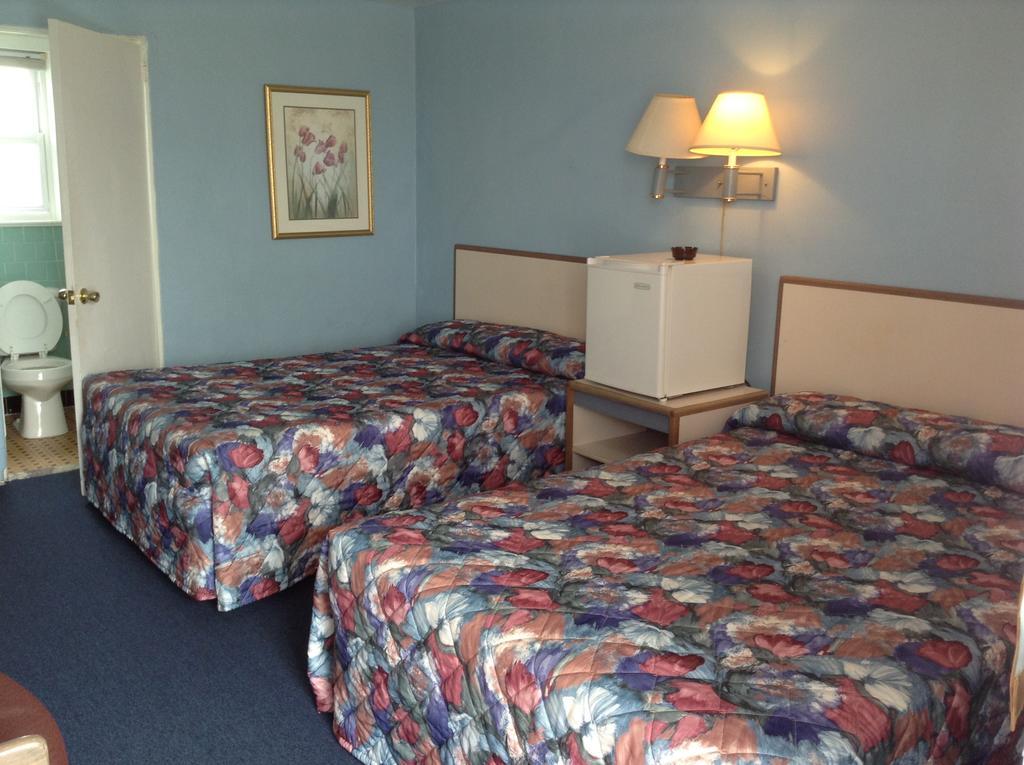 New Sea Breeze Motel 10/20