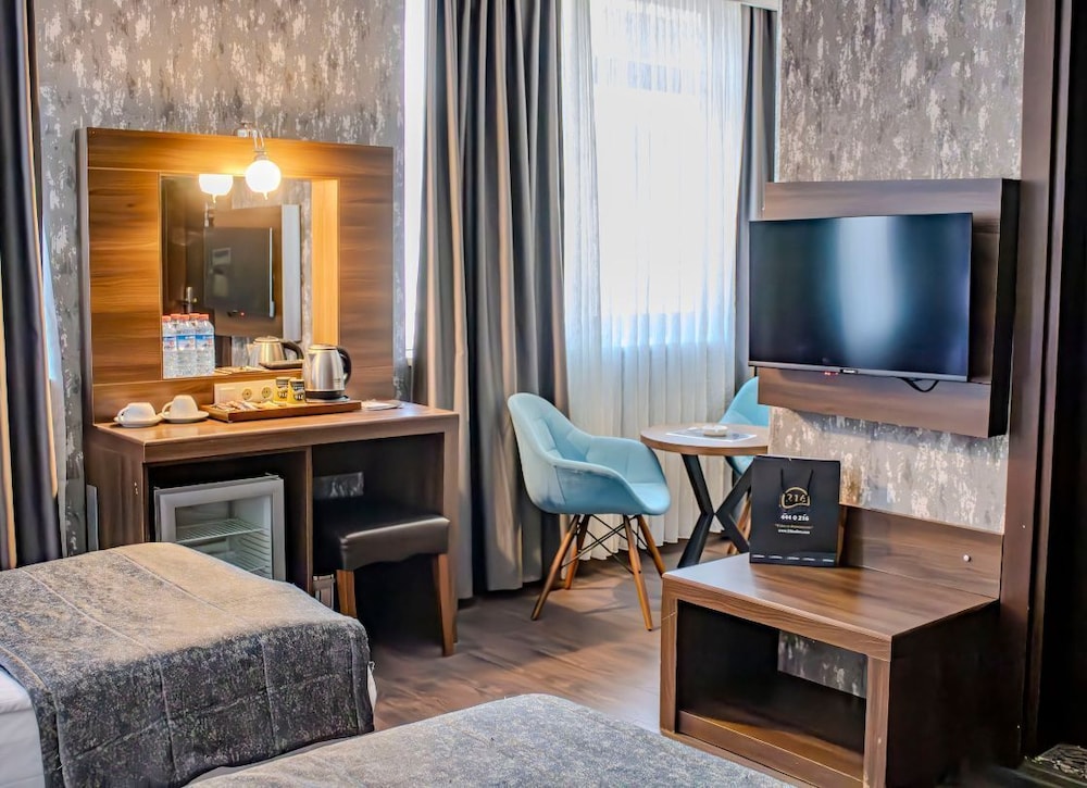 Rhiss Hotels Maltepe 42/50