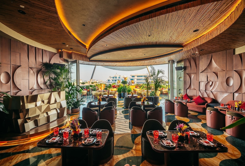 Conrad Abu Dhabi Etihad Towers 68/77