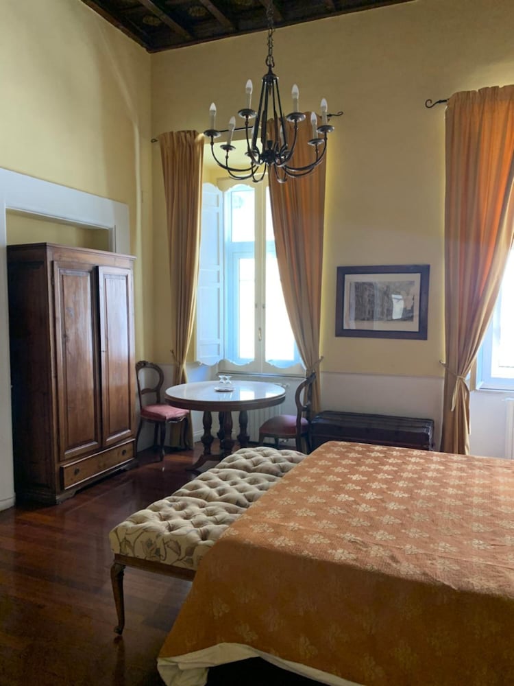Relais Teatro Argentina 23/51