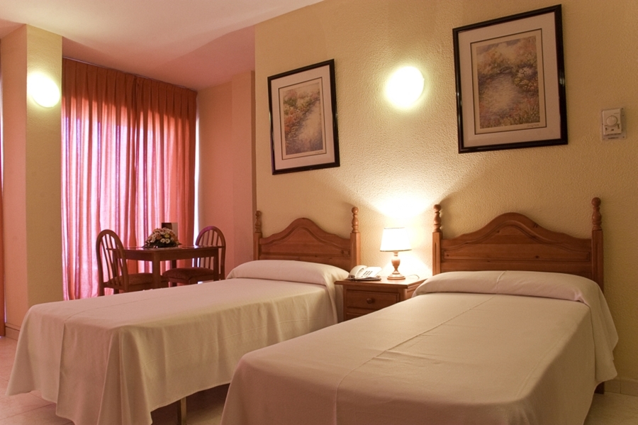 Resitur Apartamentos Turisticos En Seville 24/50
