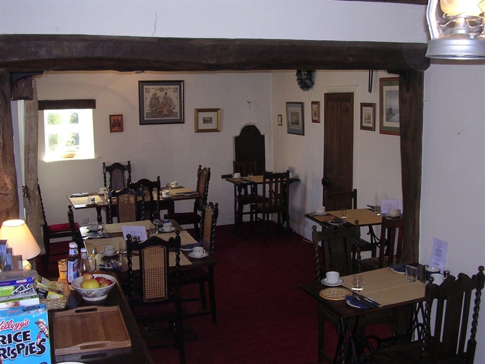 Manor Guest House 31/50