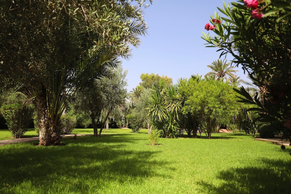 Villa Al Assala La Palmerale 76/80