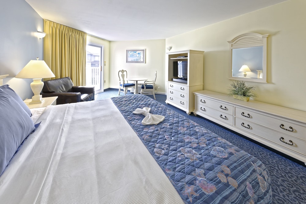 Drifting Sands Oceanfront Hotel 28/70