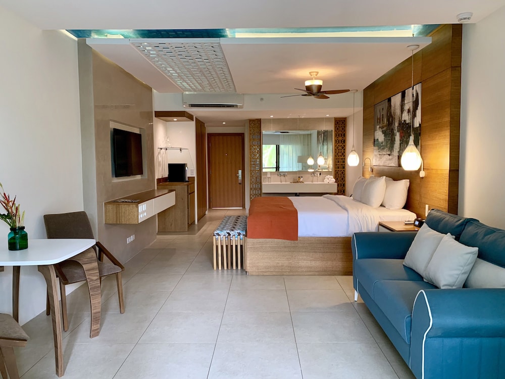 Azura Beach Resort - Adults Only 48/67