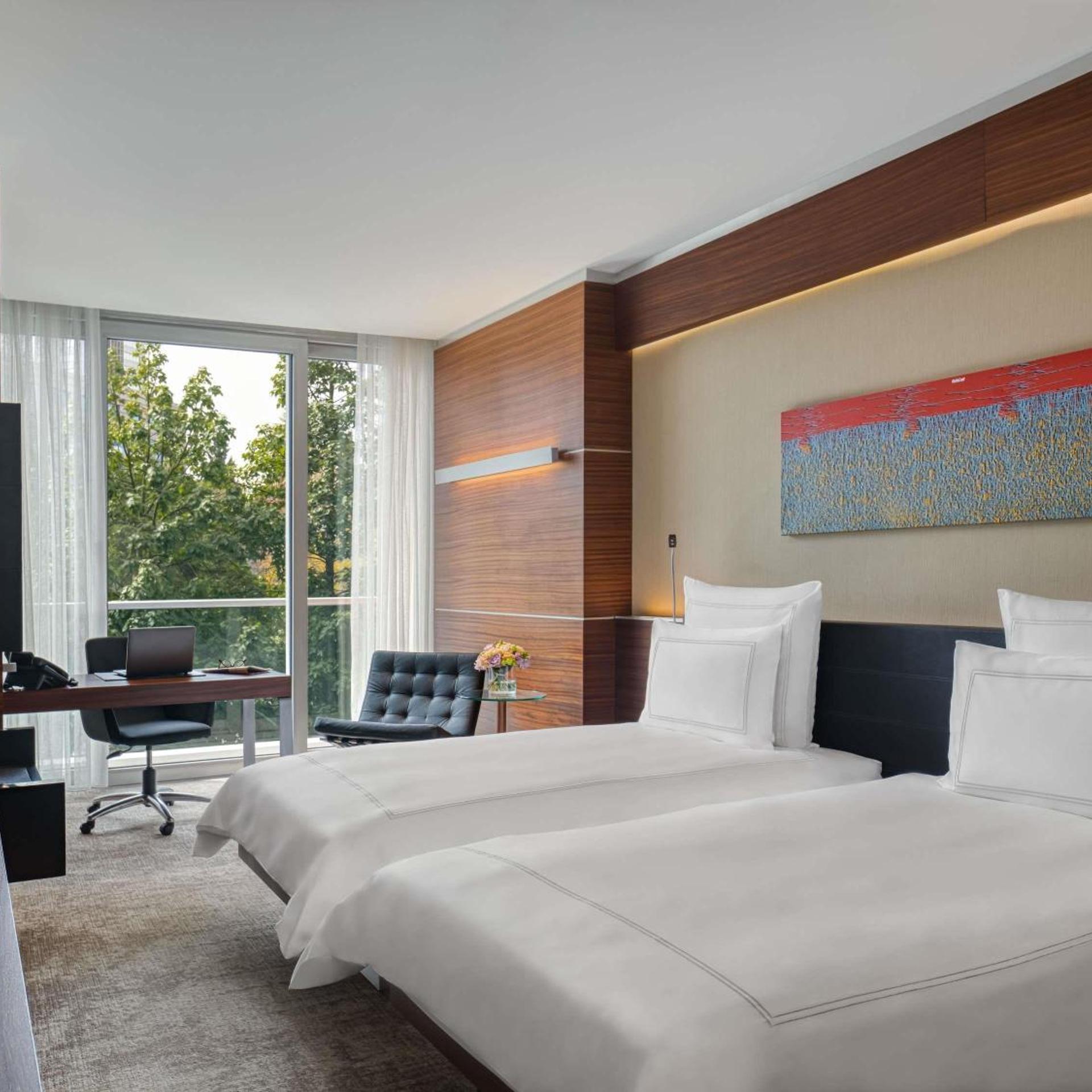 Swiss Advantage, Twin Beds, City View