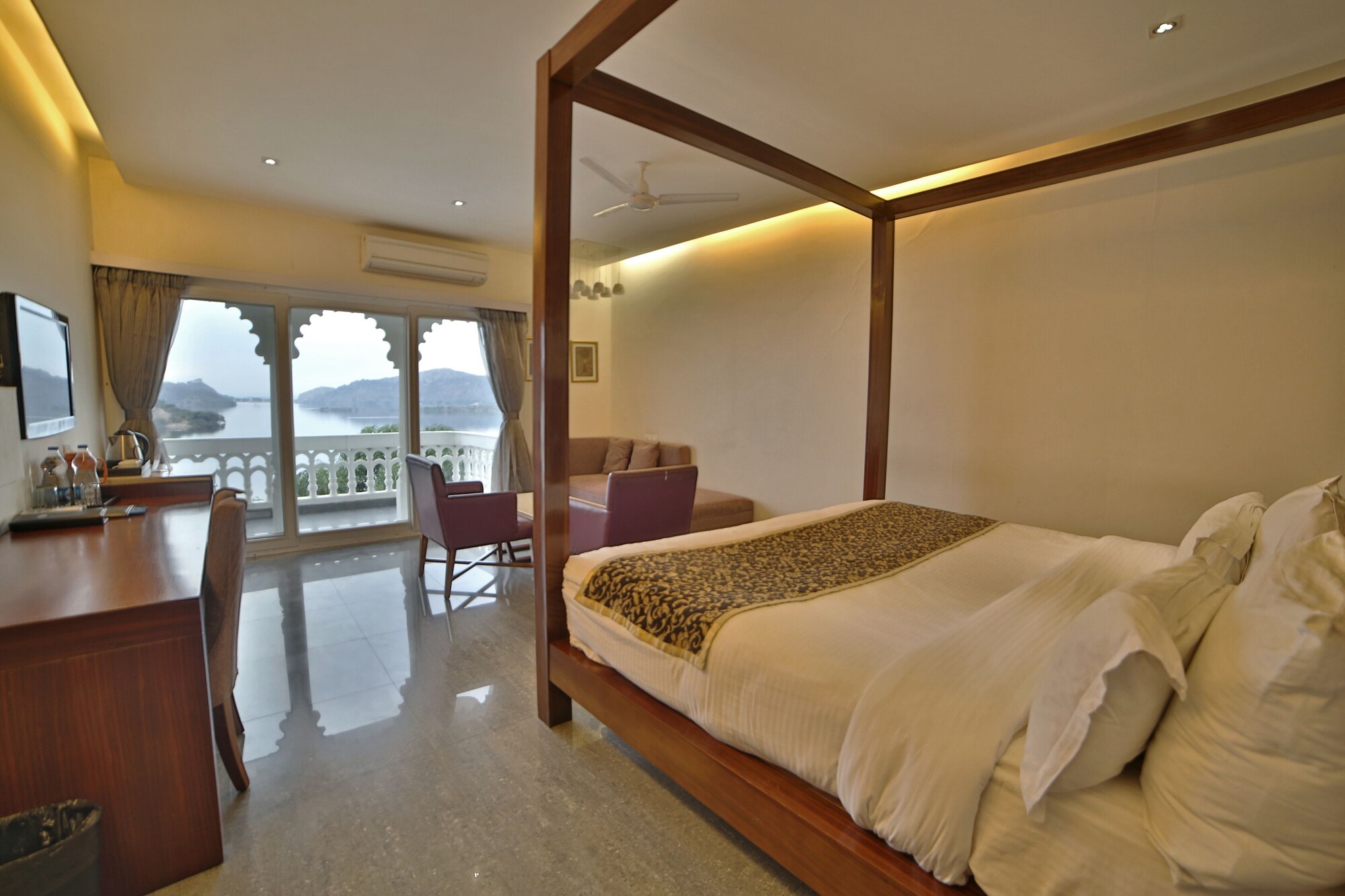 1 BEDROOM, DELUXE, BALCONY