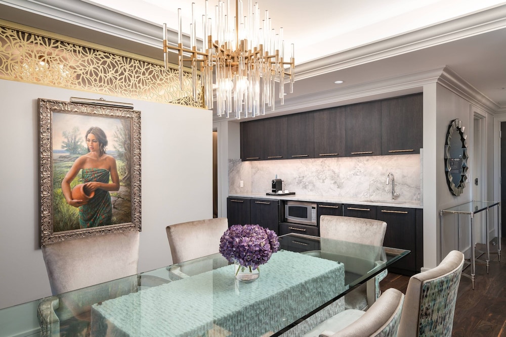 Grand Bohemian Hotel Charlotte Autograph Collection 6/43