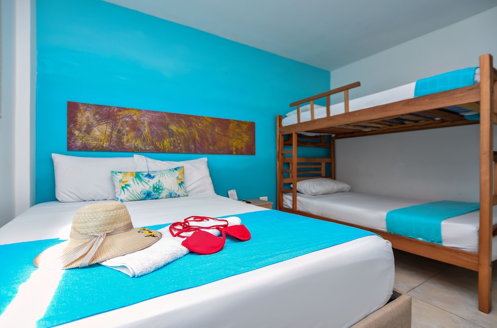 Hotel Taybo Beach 26/83